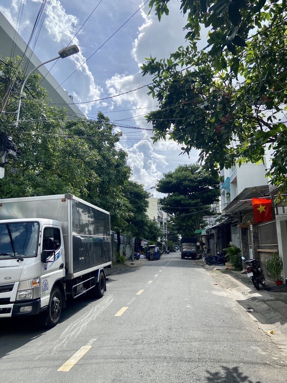 Bán nhà mặt tiền đường Ỷ Lan quận Tân Phú